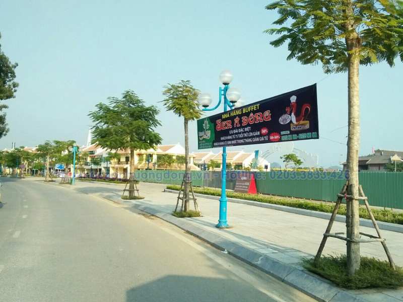 Treo băng rôn quảng cáo cho nhà hàng buffet Sen Á Đông Quảng Ninh