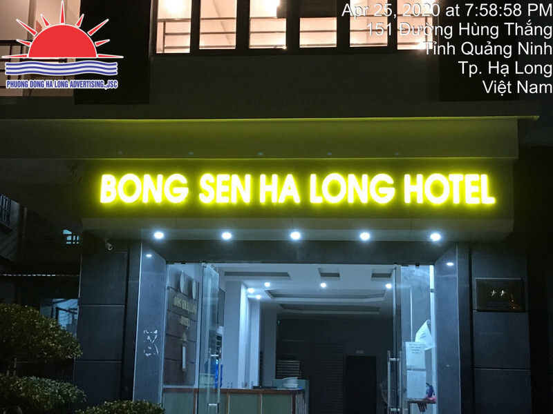 biển quảng cáo khách sạn đẹp ở Hạ Long