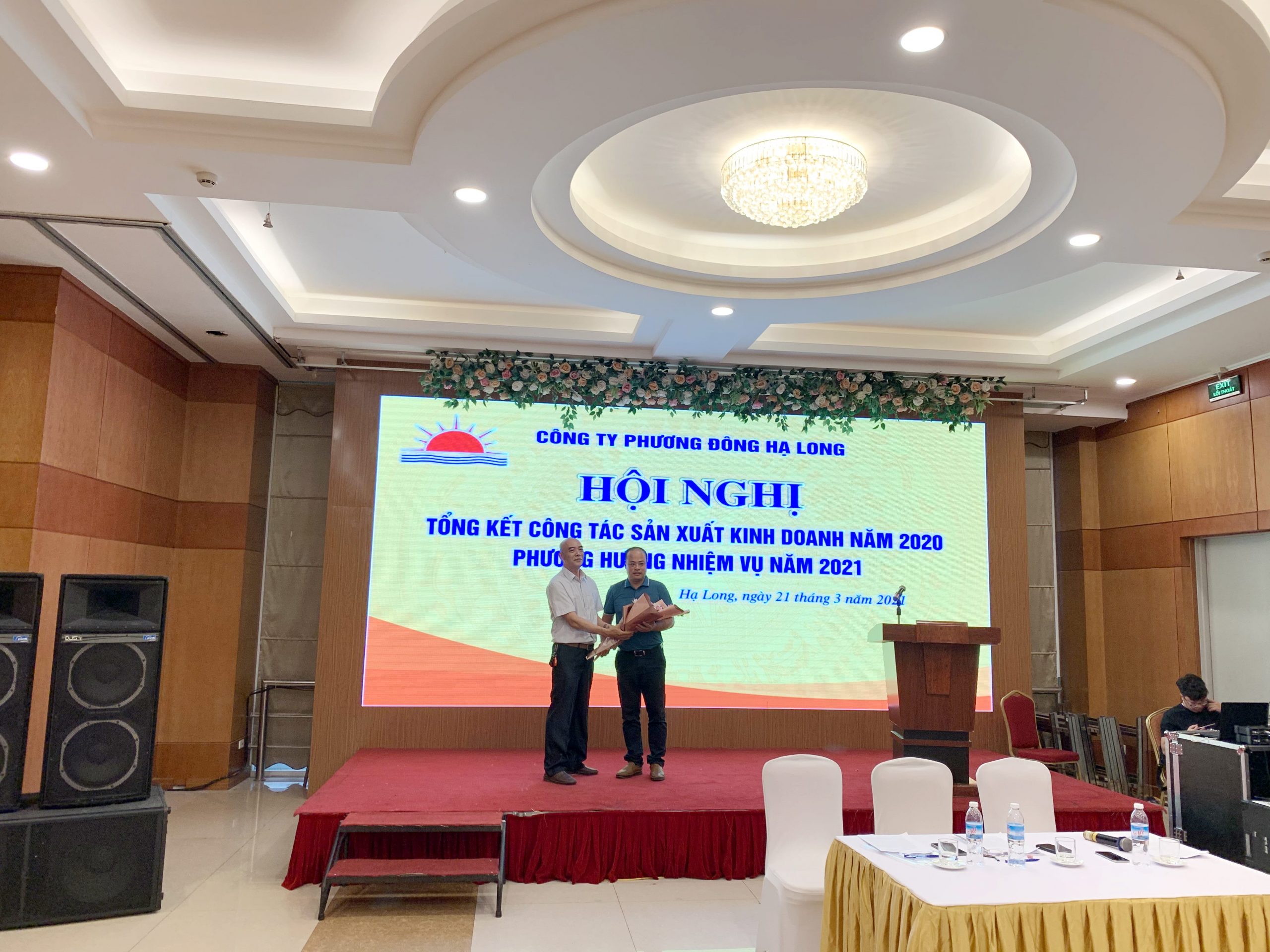 Anh Nguyễn Thế Khải - Trình bày báo cáo hoạt động công đoàn công ty trong 2020