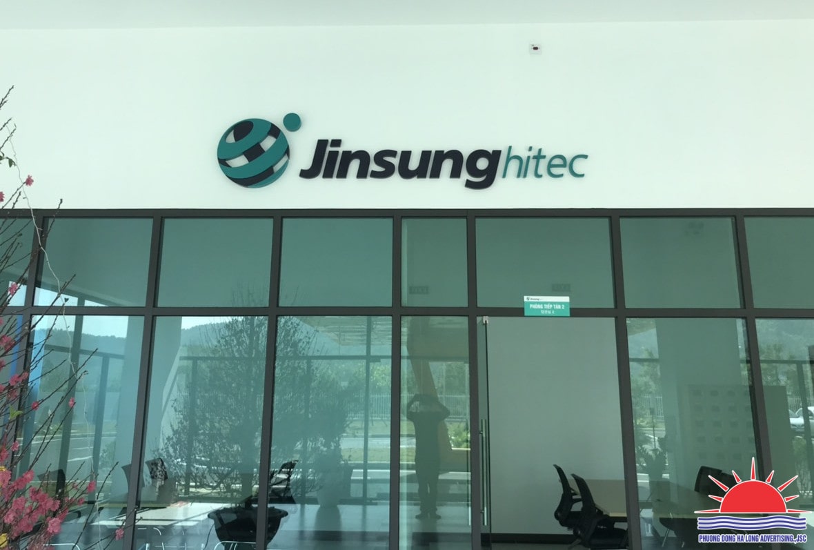 Biển quảng cáo trong nhà máy Jinsung